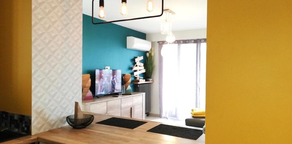 Le Grand Appart' Toulon Apartment ภายนอก รูปภาพ