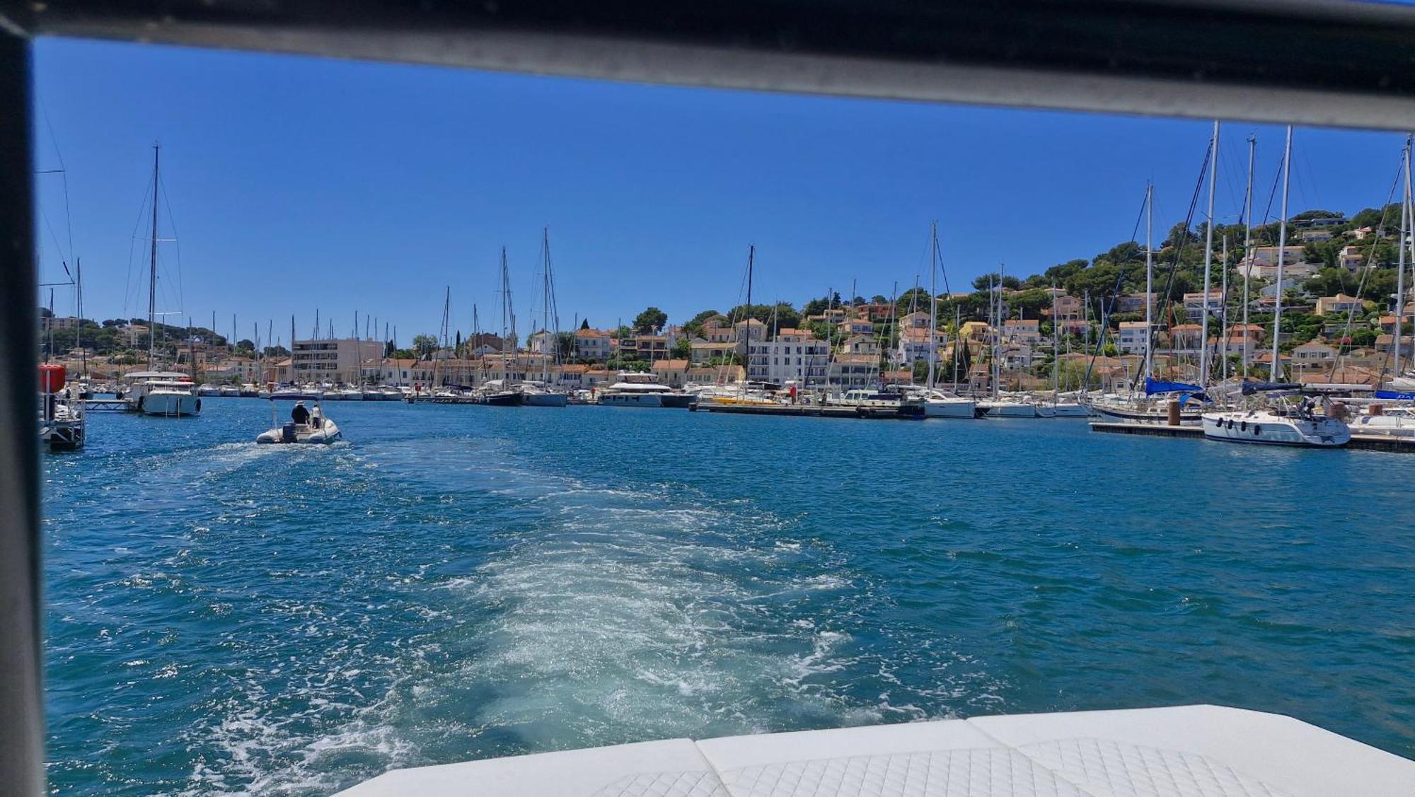 Le Grand Appart' Toulon Apartment ภายนอก รูปภาพ