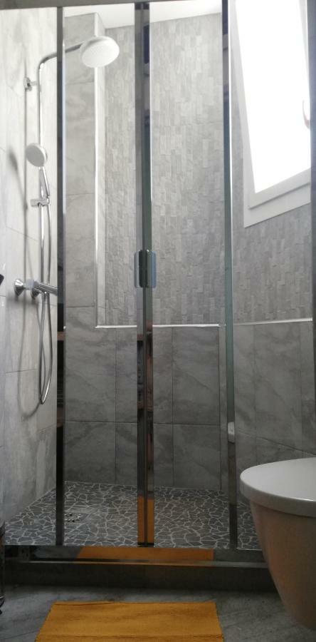 Le Grand Appart' Toulon Apartment ภายนอก รูปภาพ